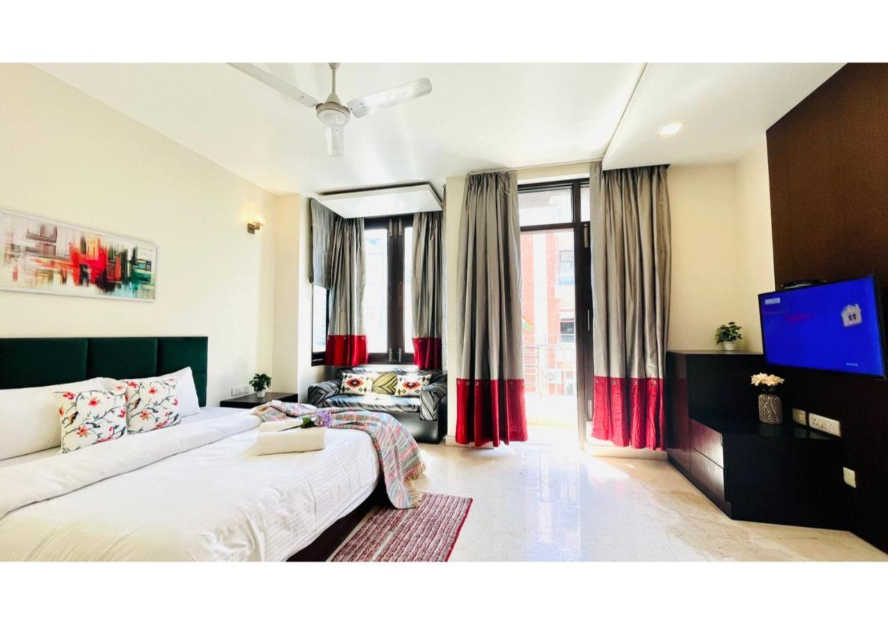 大凯拉什奥利弗服务式公寓 新德里 客房 照片
